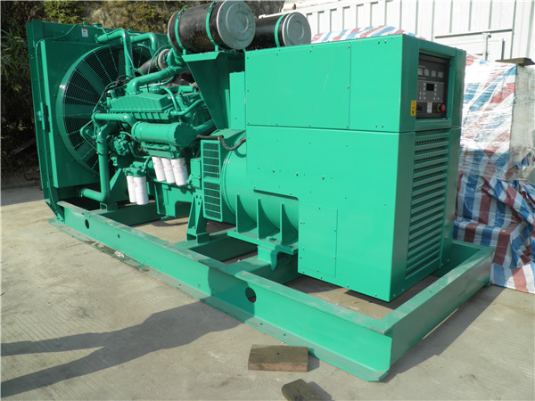 阳明出租发电机-进口柴油发电机组与国产柴油发电机组的区别