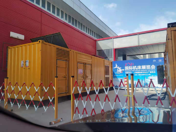 阳明发电车出租-发电机无电压或电压太低怎么办？