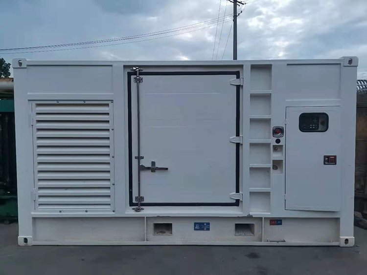 阳明电动机的启动电流过大可能会对电网造成什么影响？